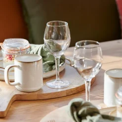 Resto Copo De Vinho>CASA Hot