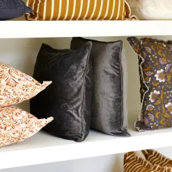 Suave Fronha Escuro><noscript><img width=